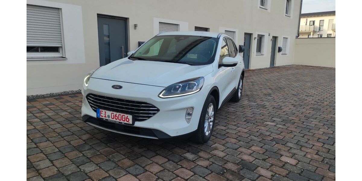 Ford Kuga 171.600 km 14.900 &euro; Ingolstadt 85049