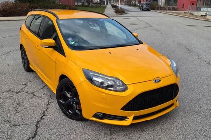 Ford Focus 110.000 km 13.250 &euro; Dresden 01109