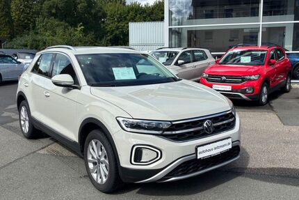 VW T-Roc 13.500 km 29.480 € Langenzenn 90579