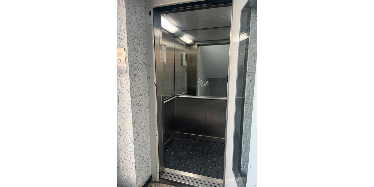 Frisch saniertes City-Apartment am Hofgarten 1 zimmer