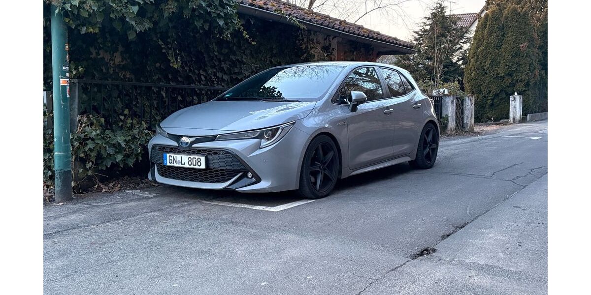 Toyota Corolla 91.000 km 19.000 &euro; Bad Soden Salmünster 63628