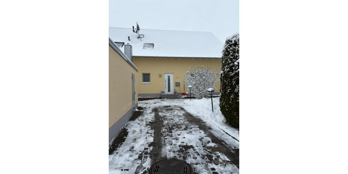 5- Zimmer Doppelhaushälfte in Trossingen-Schura 5 zimmer