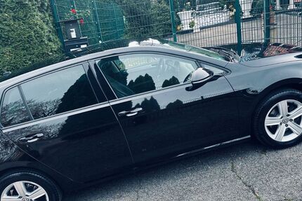 VW Golf 161.000 km 7.599 € Gotha 99867