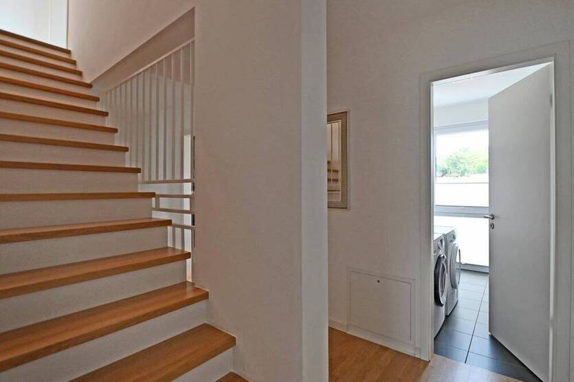 Simply Perfect :) Exklusiv ausgestattetes Townhouse mit Garten & Carport in Kettwig