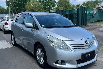 Toyota Verso 191.000 km 6.999 &euro; Köln 50739