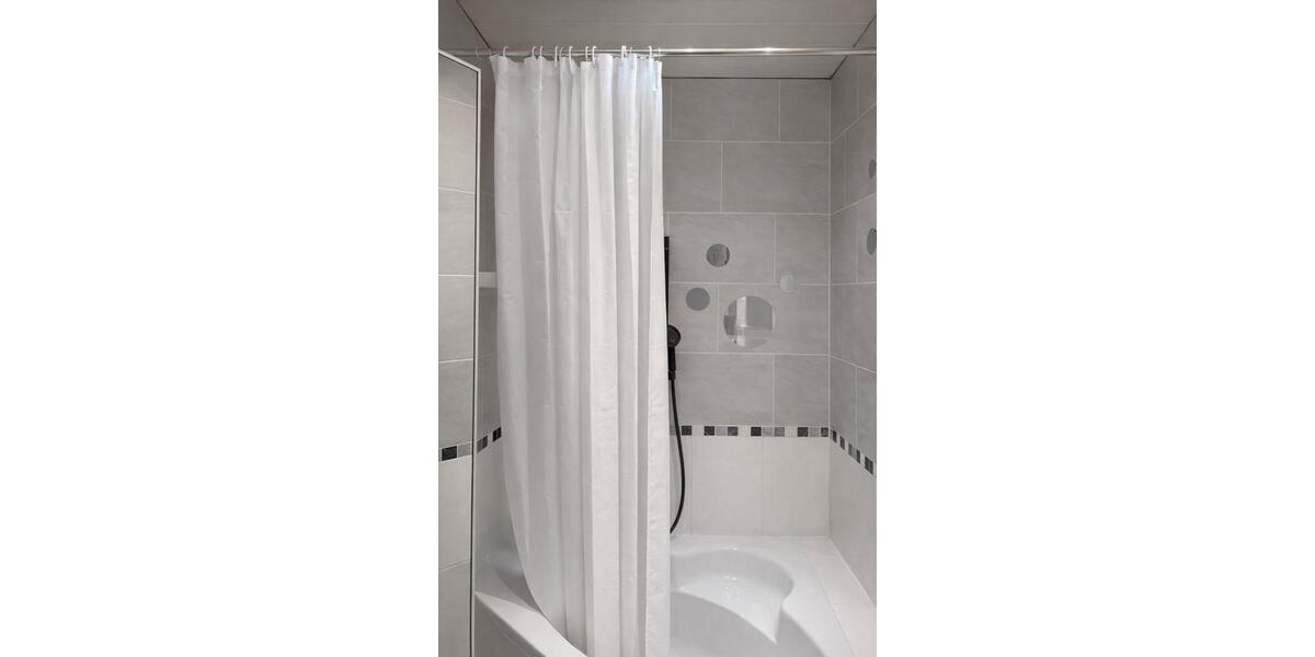 Dachgeschoßwohnung Wiesbaden Nordost - 3 Zimmer, 93 m&sup2;, 429.000&euro; | Angebot:25948310