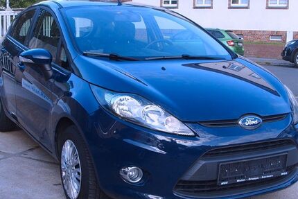 Ford Fiesta 49.800 km 4.990 &euro; Dresden 01129