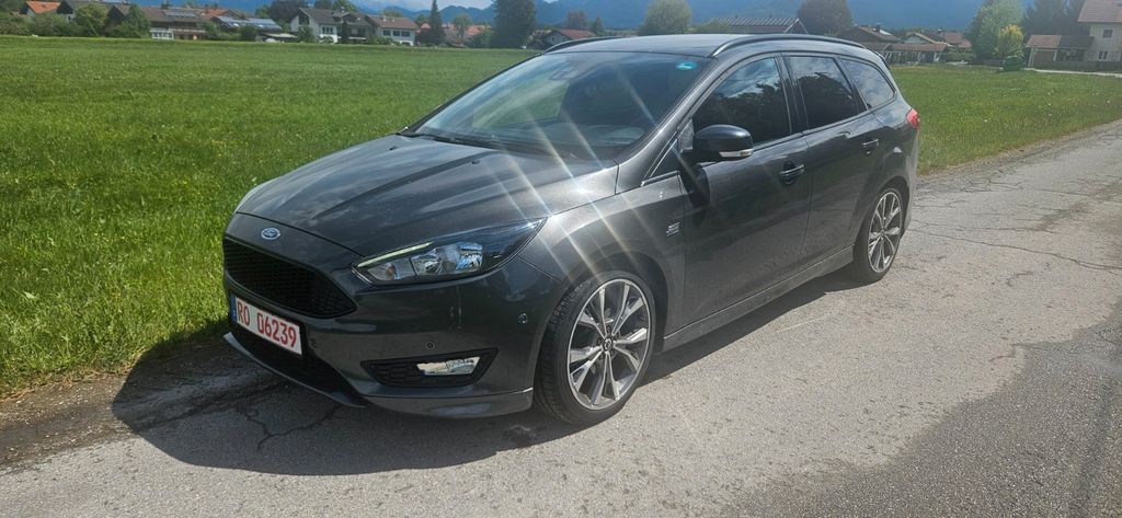 Ford Focus 124.000 km 8.450 &euro; Prien a. Chiemsee 83209