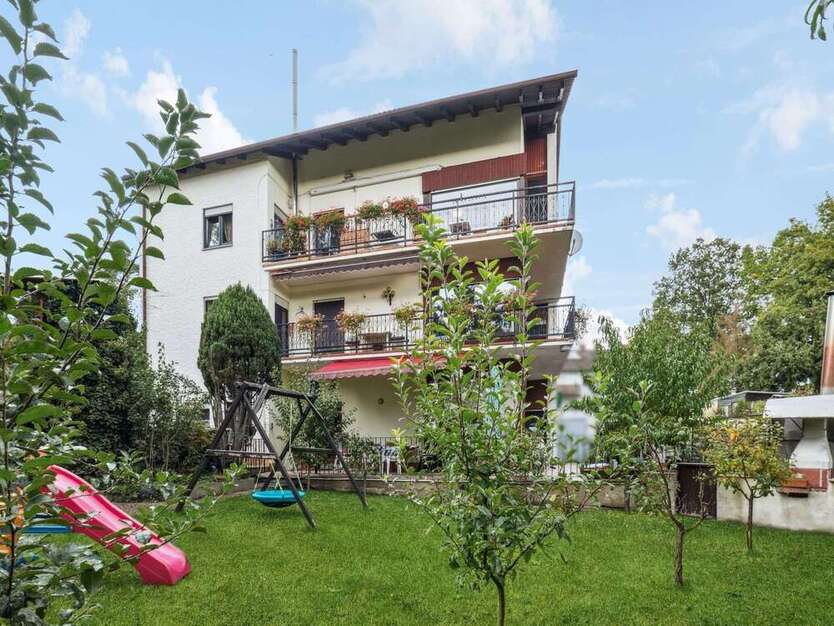 Haus zum Kaufen in Roth 749.000 € 358.3 m²