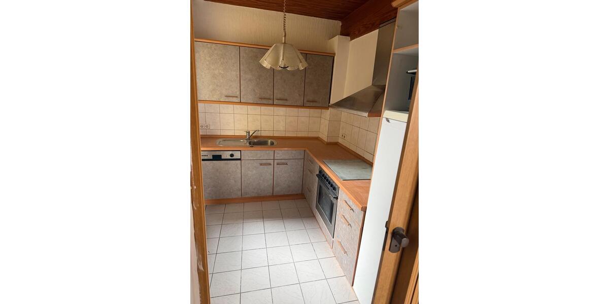 Etagenwohnung Bremerhaven Lehe - 4 Zimmer, 85 m&sup2;, 1.050&euro; | Angebot:26250056
