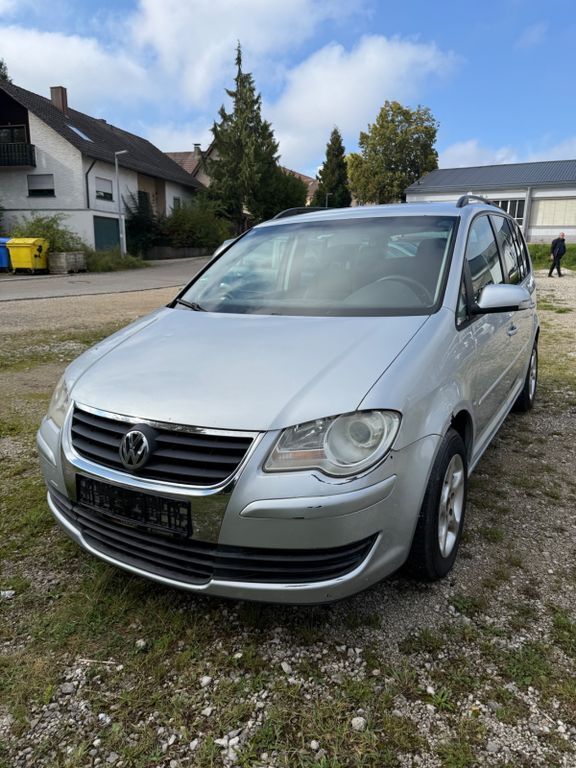 VW Touran 337.042 km 1.800 € Wehingen 78564