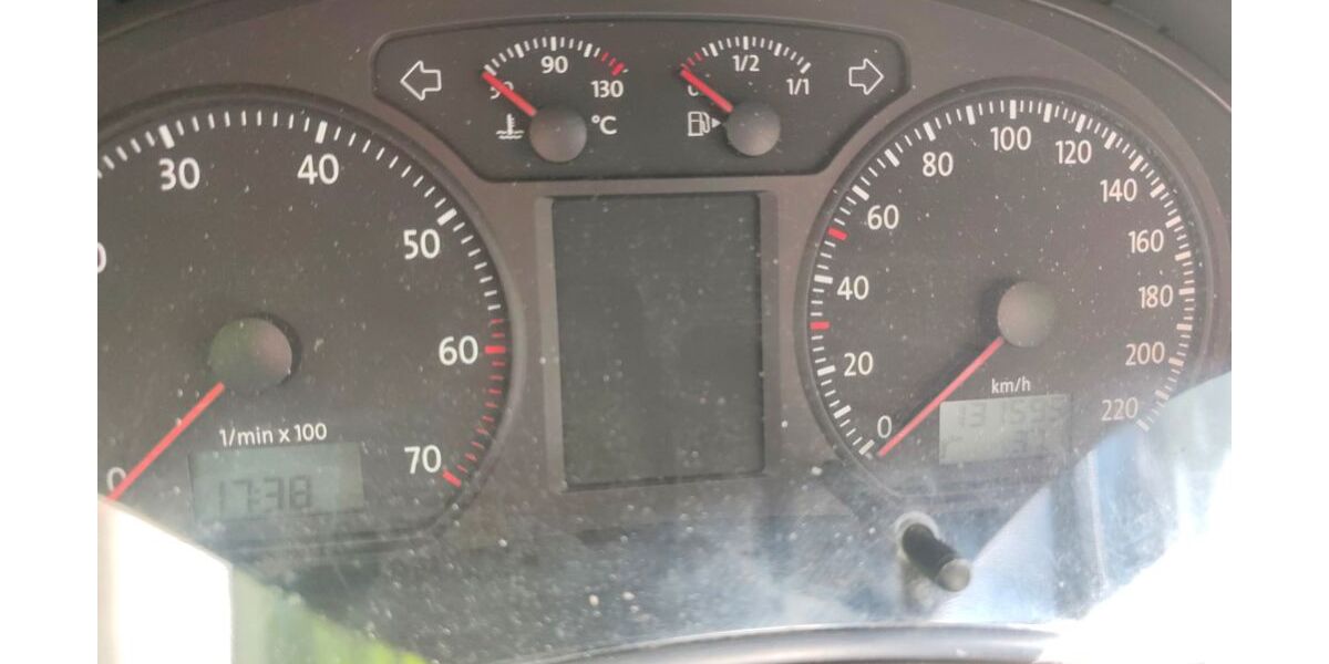 VW Polo 131.000 km 2.200 &euro; Weingarten (Pfalz) 67366