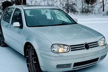 VW Golf 155.552 km 4.500 &euro; Hallbach 09526