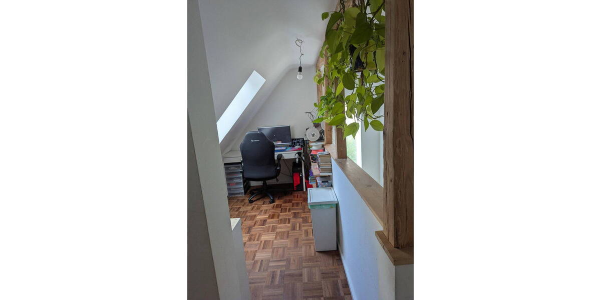 Einfamilienhaus Korntal-Münchingen Kallenberg - 8 Zimmer, 250 m&sup2;, 850.000&euro; | Angebot:26318854