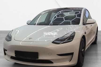 Tesla Model 3 48.893 km 24.728 &euro; Eschborn 65760
