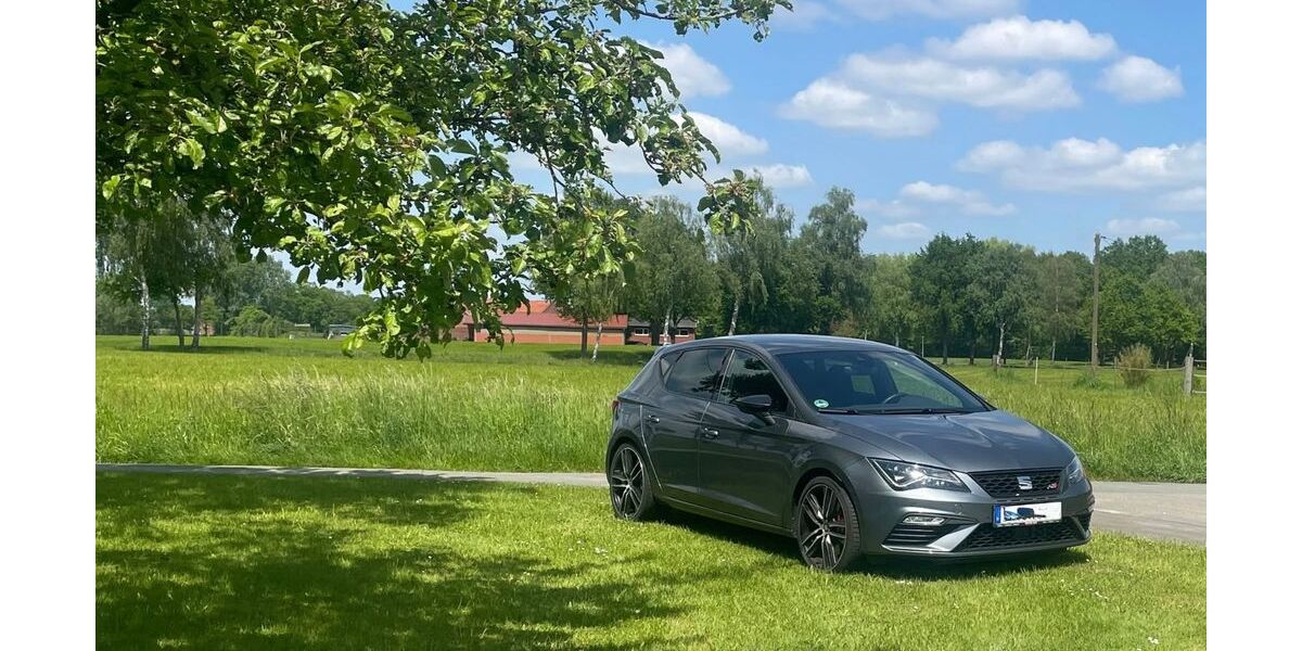 Seat Leon 105.000 km 19.800 &euro; Oberhausen 46049