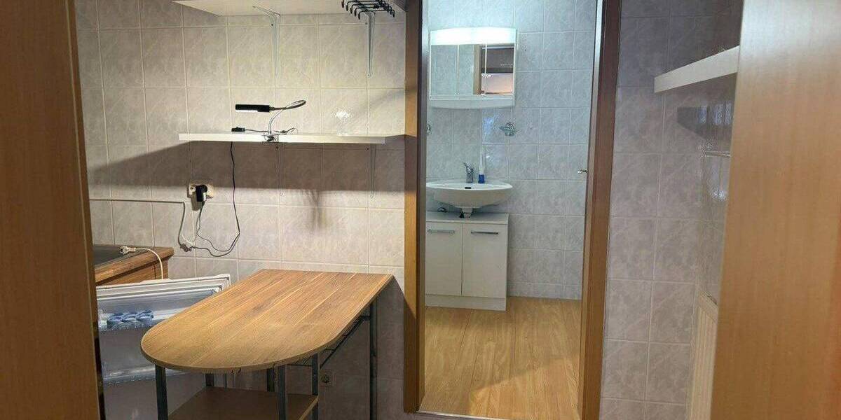Etagenwohnung Parstein - 2 Zimmer, 28 m&sup2;, 336&euro; | Angebot:26859251