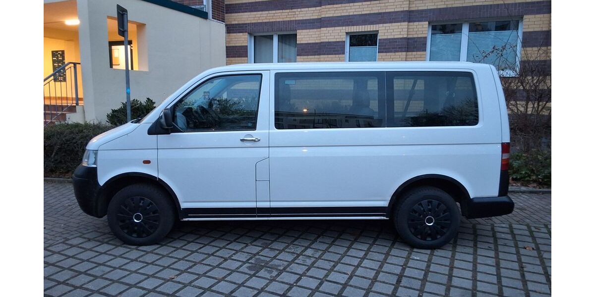 VW T5 Transporter 360.000 km 4.850 &euro; Rostock 18057