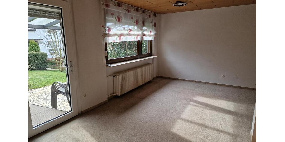 Reihenhaus Vellmar - 4 Zimmer, 100 m&sup2;, 180.000&euro; | Angebot:27486911
