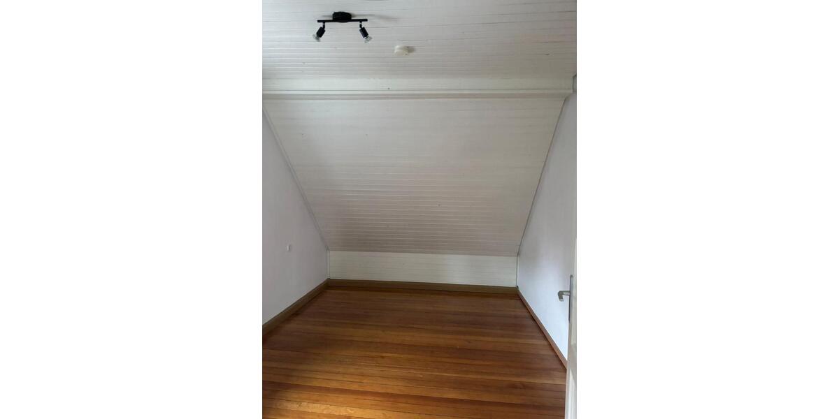 Doppelhaushälfte Saarbrücken Dudweiler - 4 Zimmer, 96 m&sup2;, 179.000&euro; | Angebot:26918970
