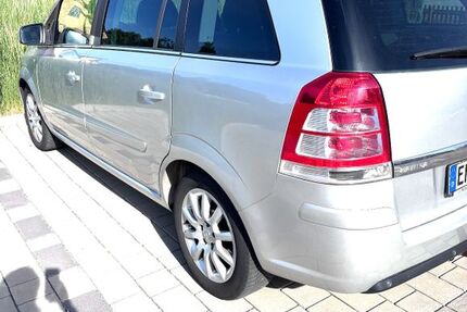 Opel Zafira 225.000 km 2.600 &euro; Wachenroth 96193