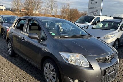 Toyota Auris 119.579 km 4.500 &euro; Münzenberg-Gambach 35516