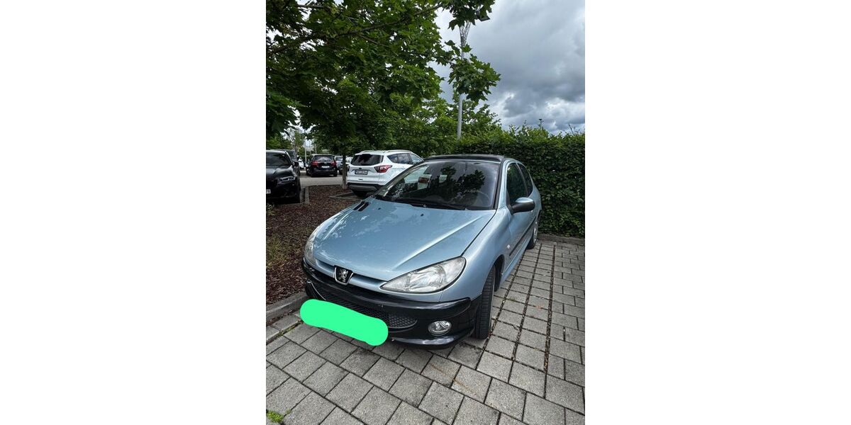 Peugeot 206 61.000 km 4.499 &euro; München 80937