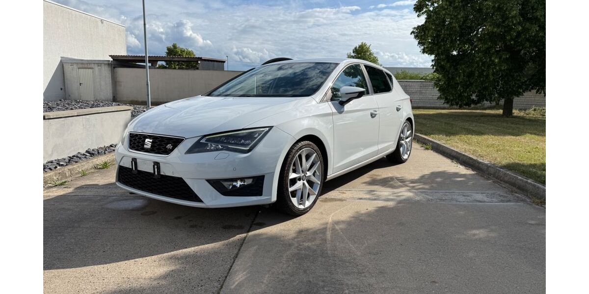 Seat Leon 72.780 km 14.500 &euro; Zeithain 01619