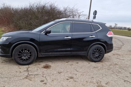 Nissan X-Trail 140.000 km 13.900 &euro; Speyer 67346