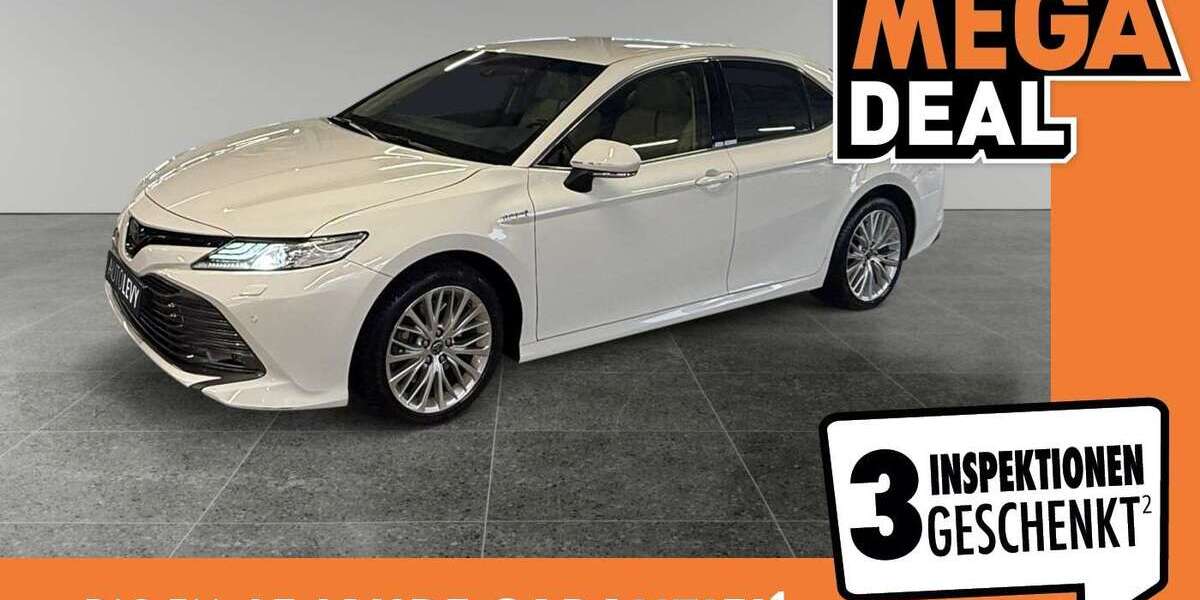 Toyota Camry 56.862 km 27.470 &euro; Köln 50825