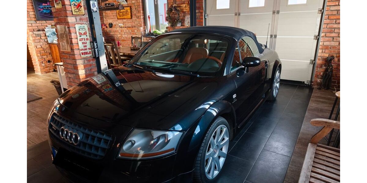 Audi TT 140.000 km 17.900 &euro; Garbsen 30826