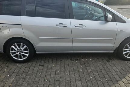 Mazda 5 215.000 km 2.500 &euro; Stuttgart 70569