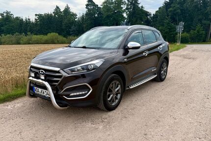 Hyundai TUCSON 107.000 km 15.999 &euro; Zwickau 08062