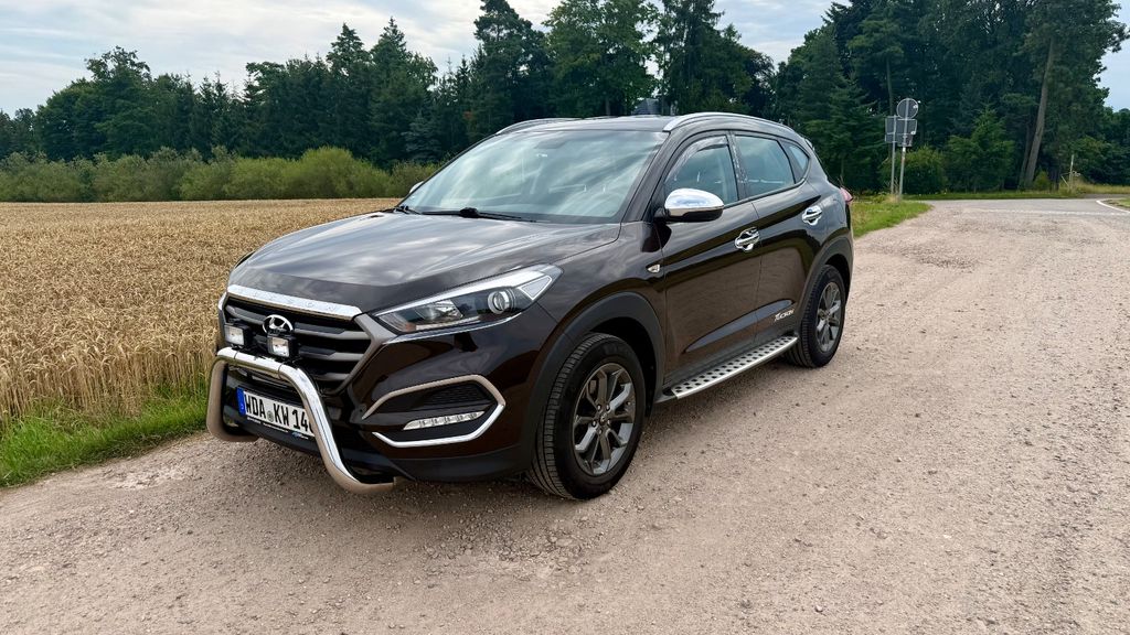 Hyundai TUCSON 107.000 km 16.500 &euro; Zwickau 08062