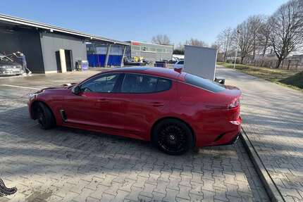 Kia Stinger 39.600 km 37.000 &euro; Lippstadt 59555