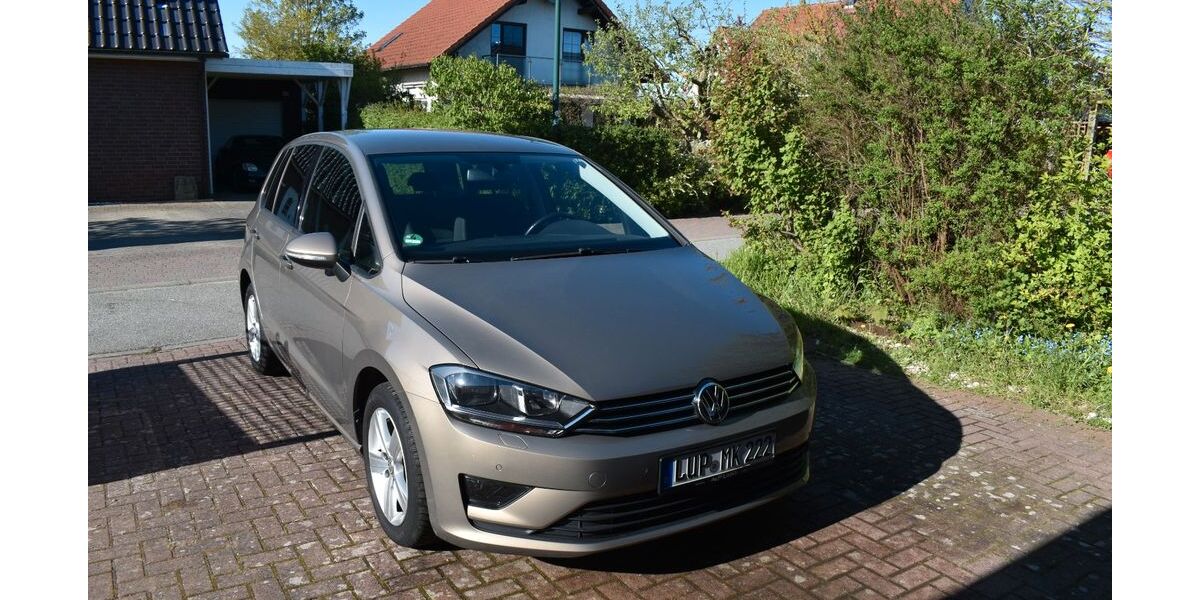 VW Golf Sportsvan 90.500 km 9.999 &euro; Leezen 19067