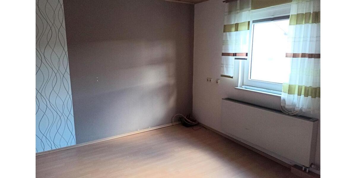 Mehrfamilienhaus, Wohnhaus Schotten - 5 Zimmer, 160 m&sup2;, 210.000&euro; | Angebot:25877277