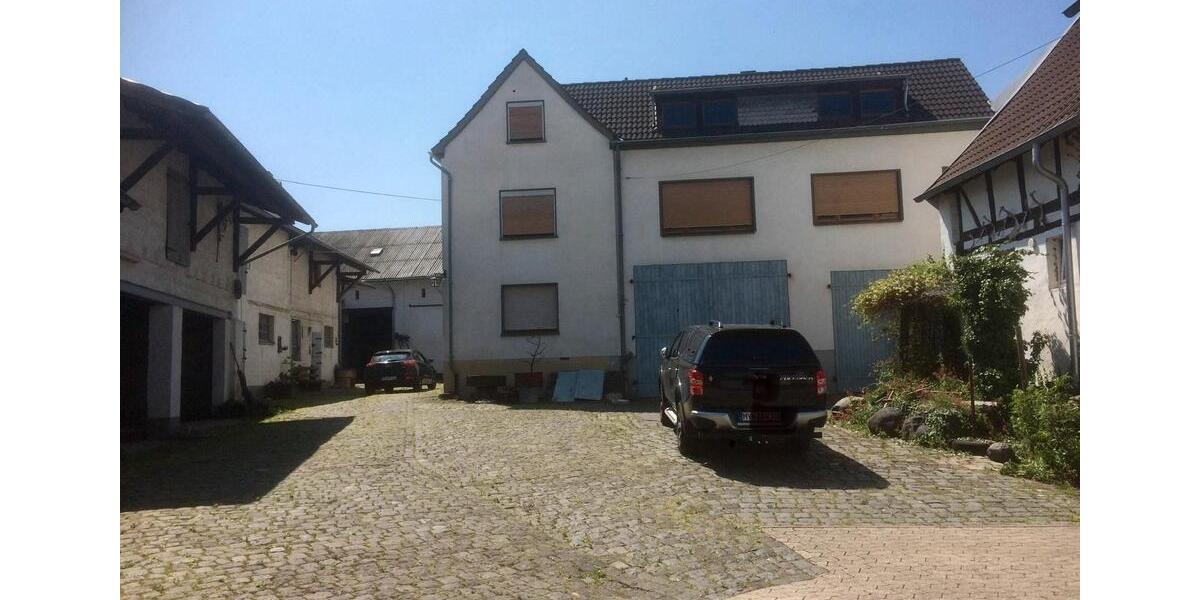 Bauernhaus, Landhaus Nickenich - 10 Zimmer, 200 m&sup2;, 349.000&euro; | Angebot:26971181
