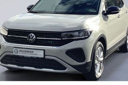 VW T-Cross 3.064 km 22.790 &euro; Salzkotten 33154