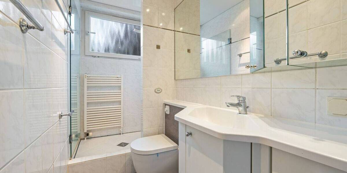 Bungalow Hamburg Rahlstedt - 4 Zimmer, 135 m&sup2;, 2.450&euro; | Angebot:26026427