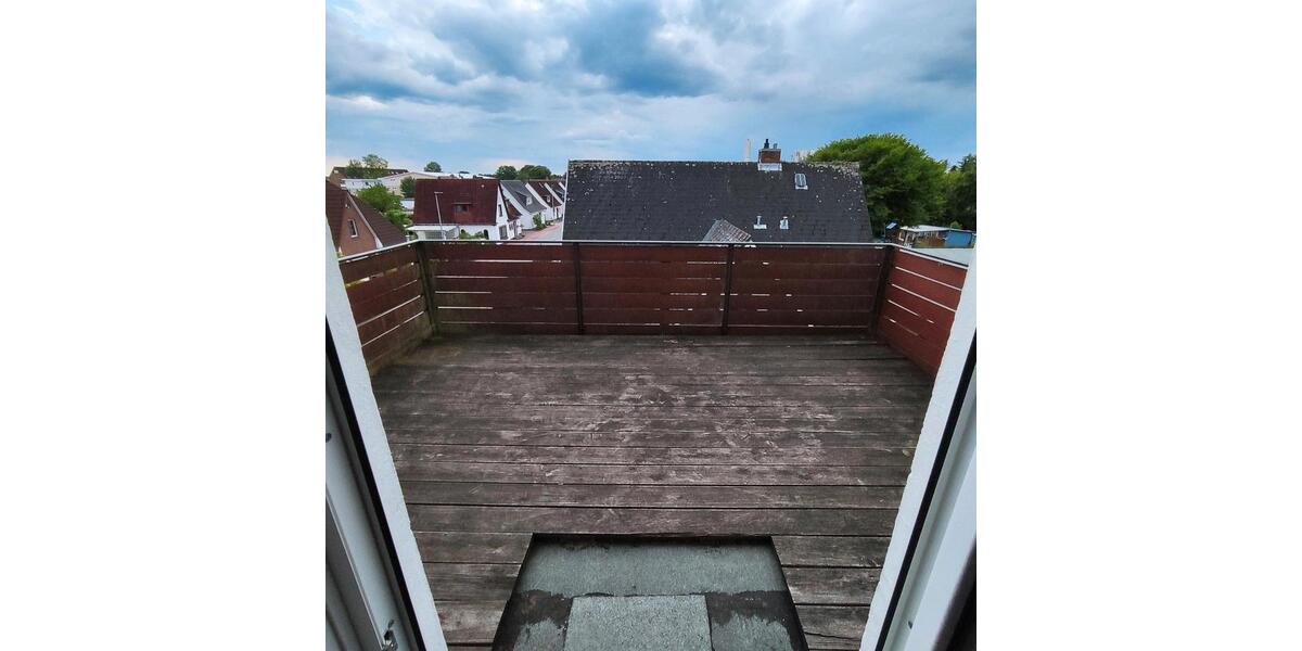 Dachgeschoßwohnung Barmstedt - 2 Zimmer, 67 m&sup2;, 850&euro; | Angebot:25932888