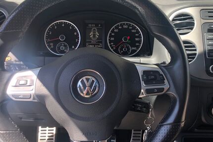 VW Tiguan 122.000 km 10.900 &euro; Leverkusen 51377