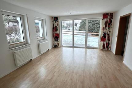 3-Zimmer-Wohnung mit Einbauküche, Terrasse & Garage – 78 m² 1 zimmer