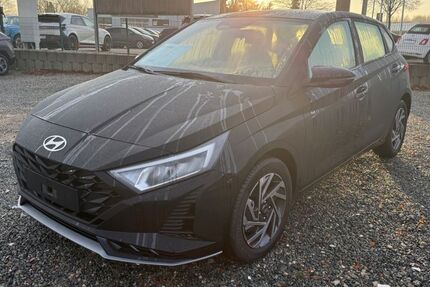 Hyundai i20 1.300 km 23.490 &euro; Eutin 23701
