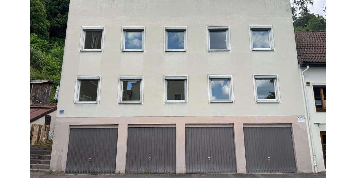 Einfamilienhaus Trostberg - 8 Zimmer, 184 m&sup2;, 375.000&euro; | Angebot:26909465