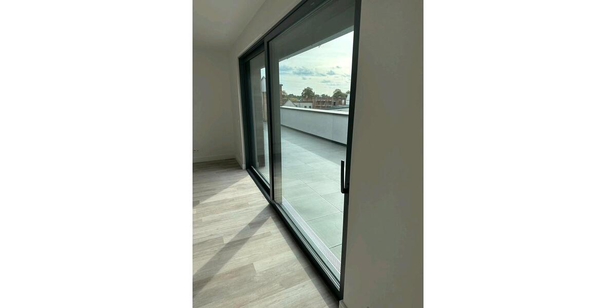 Tolle Penthouse Wohnung zu vermieten 3 zimmer