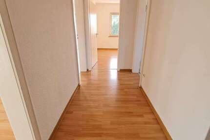 Wohnung Rosdorf - 3 Zimmer, 63 m&sup2;, 690&euro; | Angebot:26612840