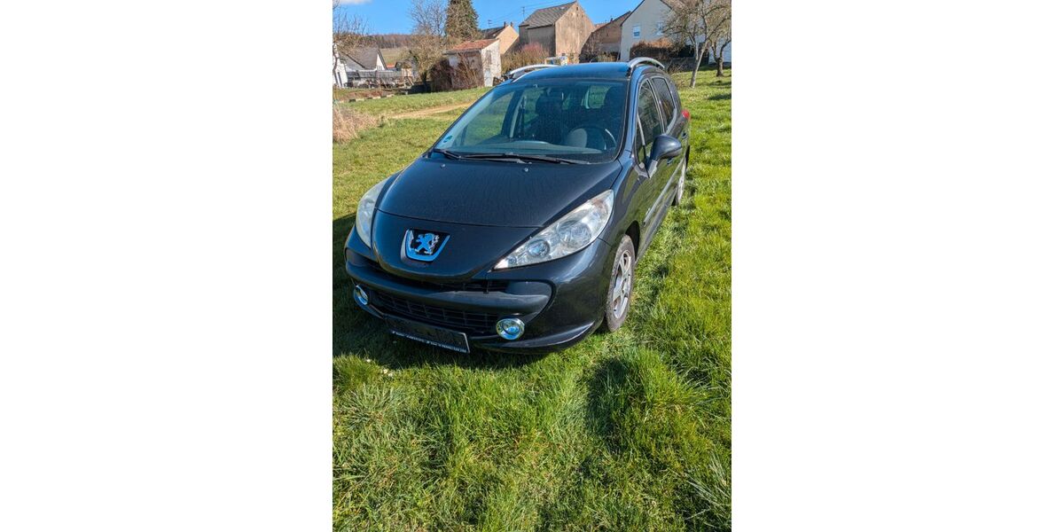 Peugeot 207 213.000 km 1.300 &euro; Perl 66706
