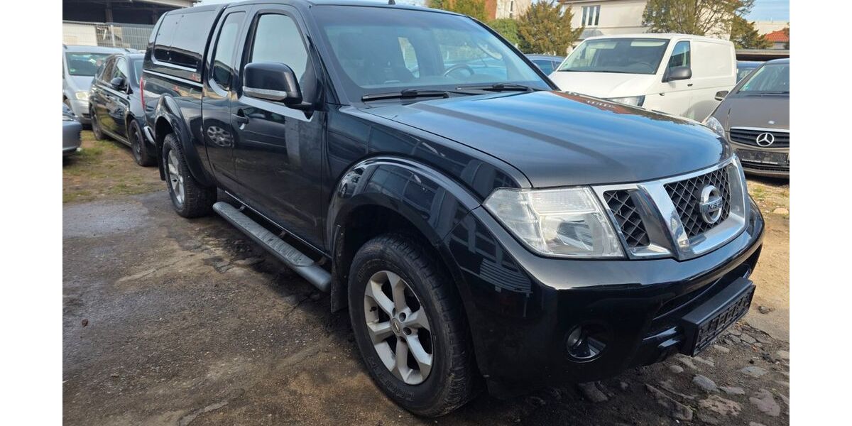Nissan Navara 198.527 km 7.900 &euro; Lübeck 23568