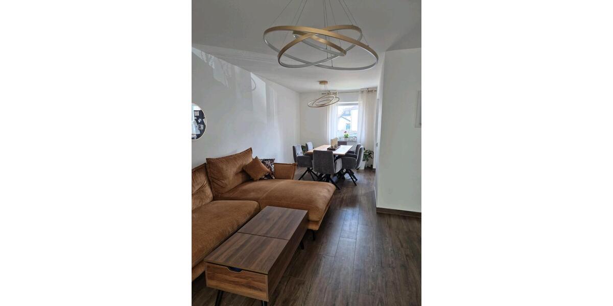 Erdgeschoßwohnung Waldbröl - 3 Zimmer, 76 m&sup2;, 330.000&euro; | Angebot:26048379